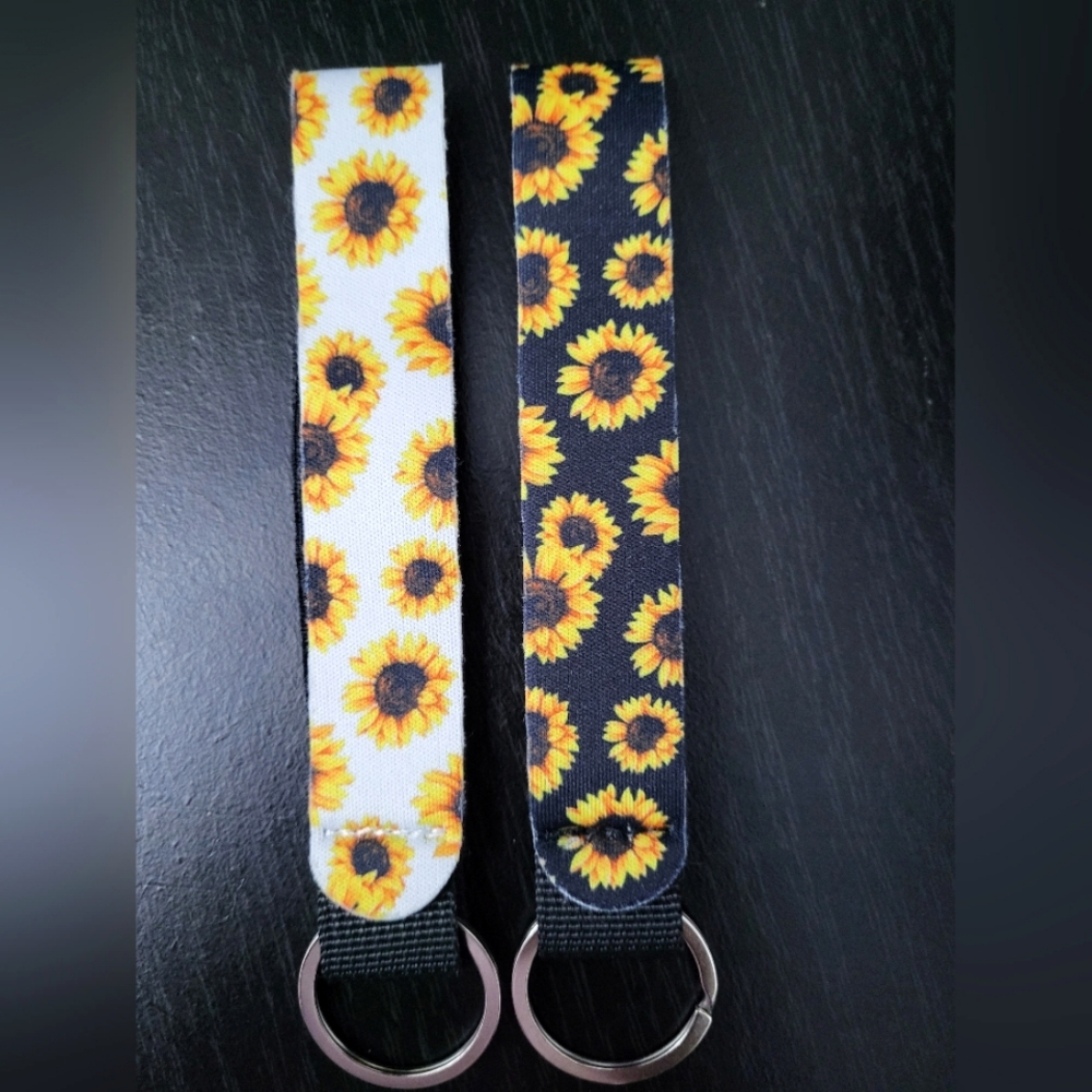 Wristlet keychains - Picture 4 of 10